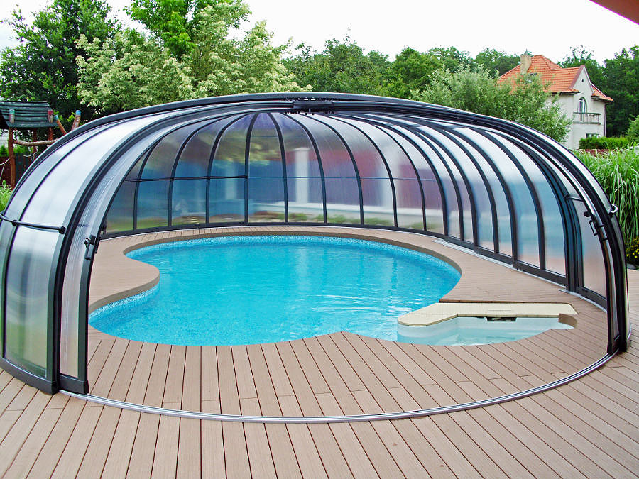 swimming pool cover enclosure